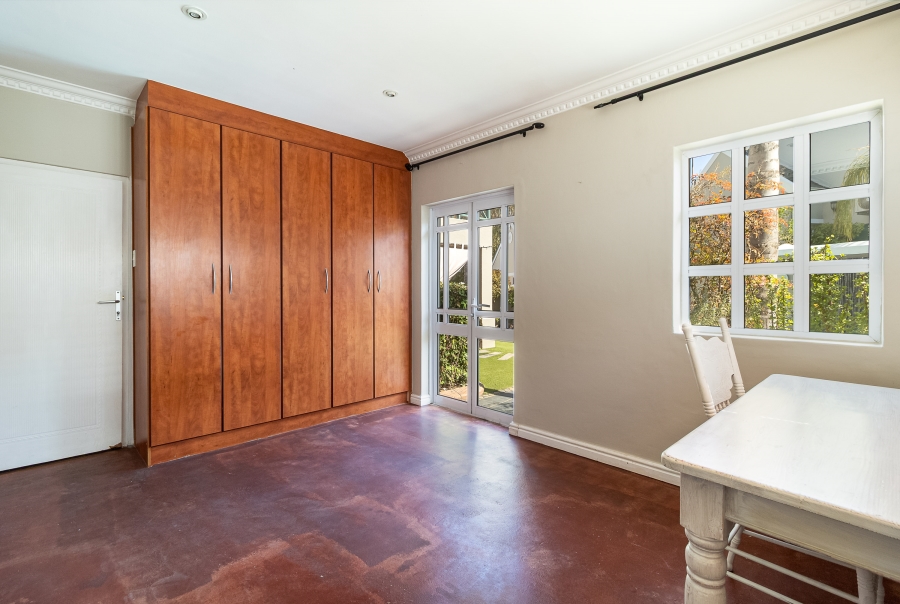 4 Bedroom Property for Sale in Zevendal Western Cape